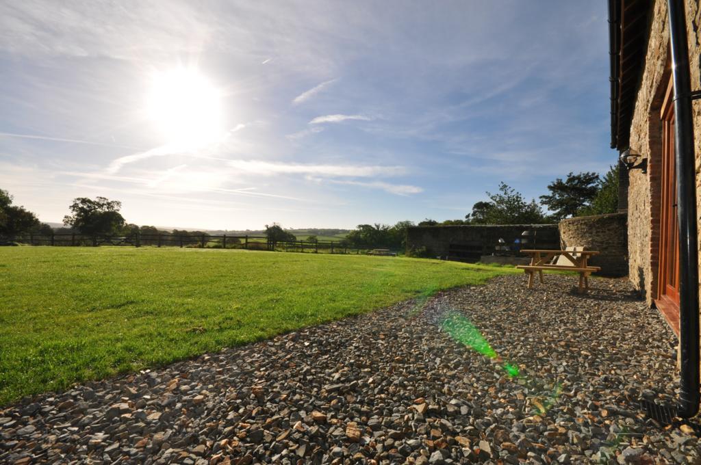 Villa Hastings Barn à Bideford Extérieur photo